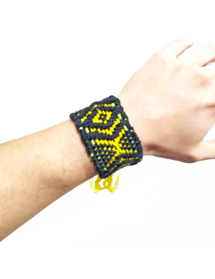 Pulseira Kaxinawá  Tecelagem | Arte Indigena | Acessório Xamanico
