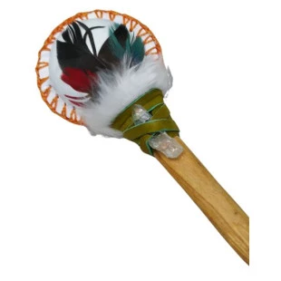 Maraca de Couro Branco e Cabo de Palo Santo com Condor