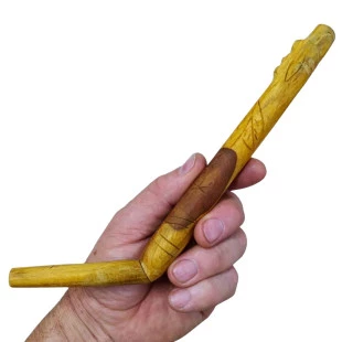 Tepi de Palo Santo com Condor Entalhado